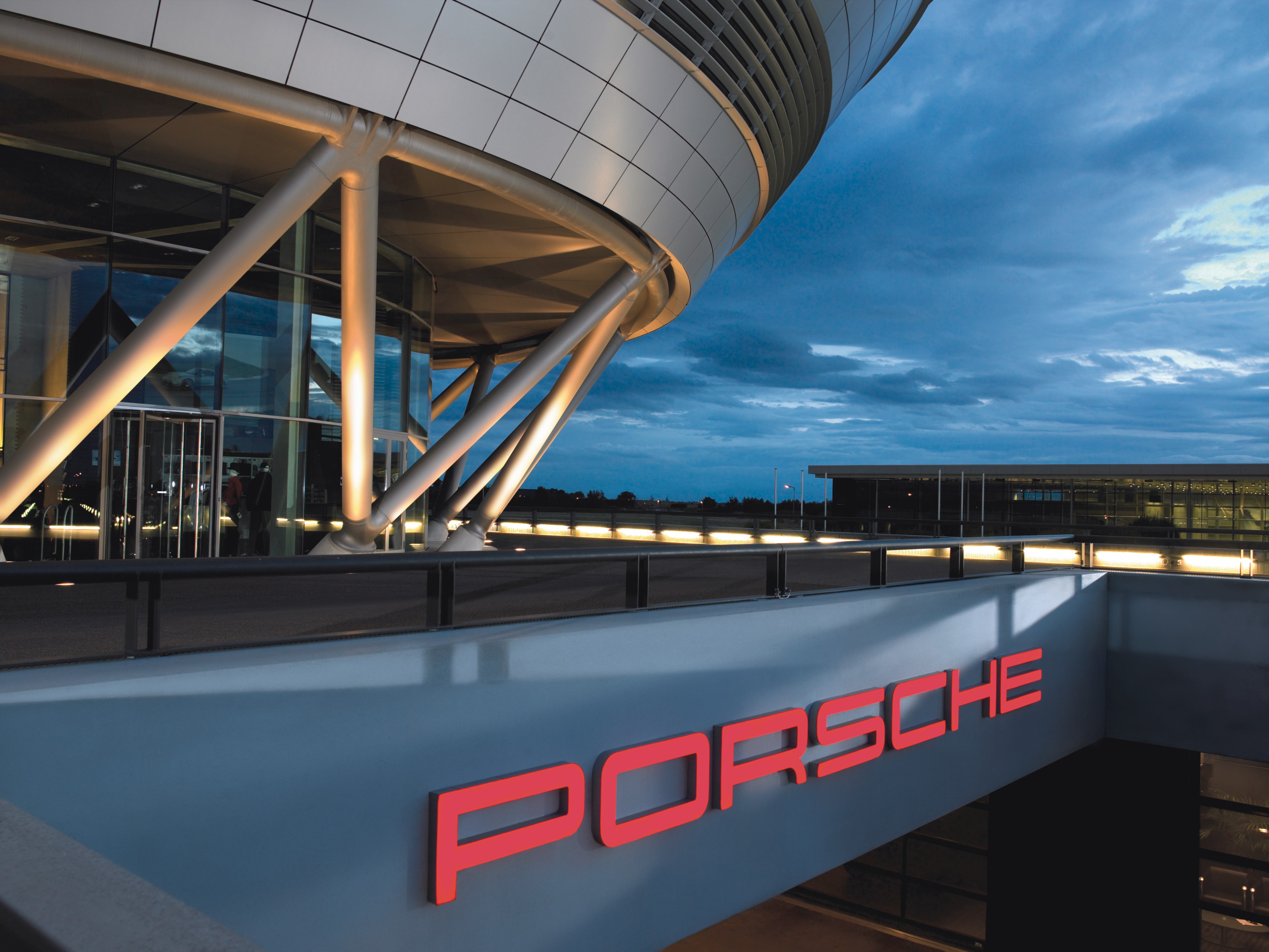 Downloads Porsche Leipzig GmbH