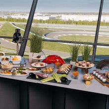 Angerichtetes Buffet mit diversen Speisen