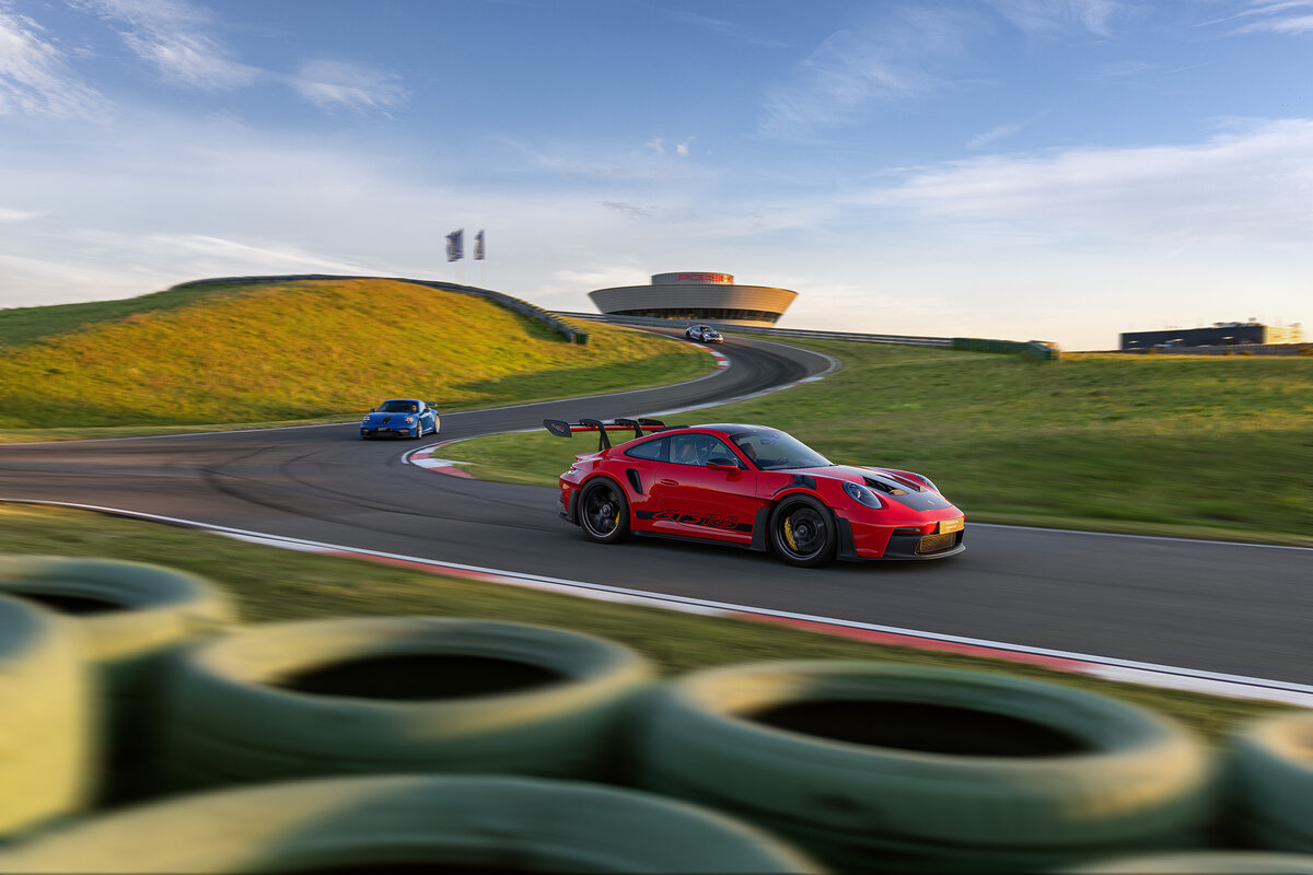 Porsche 911 GT3 RS auf Rundstrecke