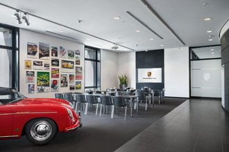 Classic Lounge - Bestuhlung Parlamentarisch: bis zu 48 Personen