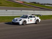 Porsche Cup Fahrzeug auf der Rundstrecke